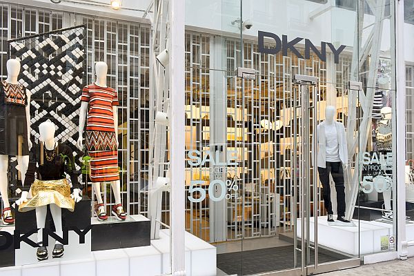 Robust sliding shutter closing off a DKNY shop-front